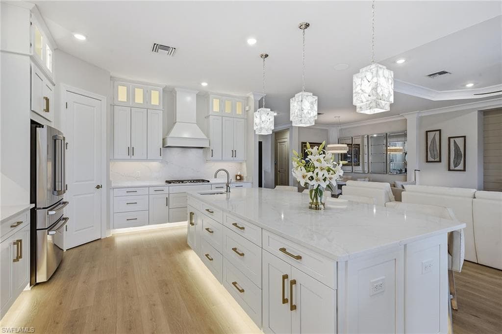 15848 Triesta LN-6
