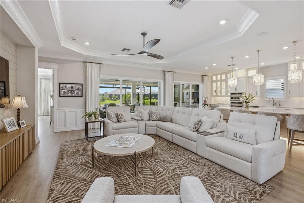 15848 Triesta LN-4