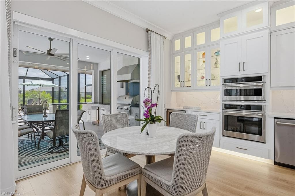 15848 Triesta LN-8