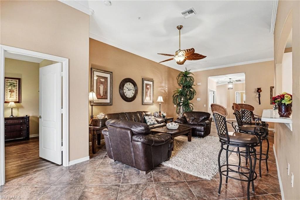 1230 Sweetwater LN 2208-4