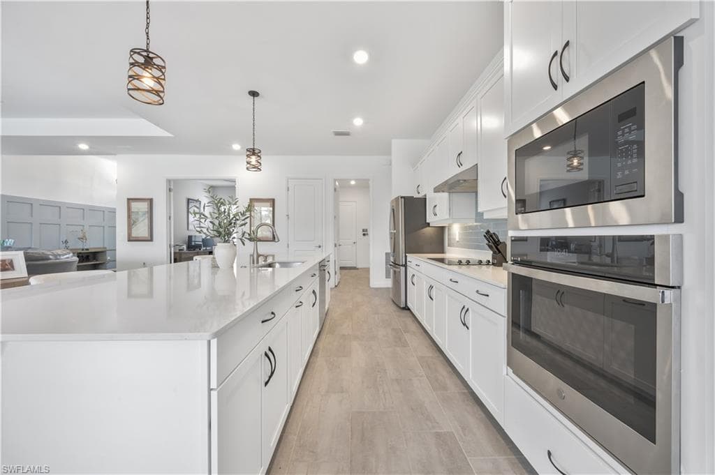 13991 Binghampton DR-17