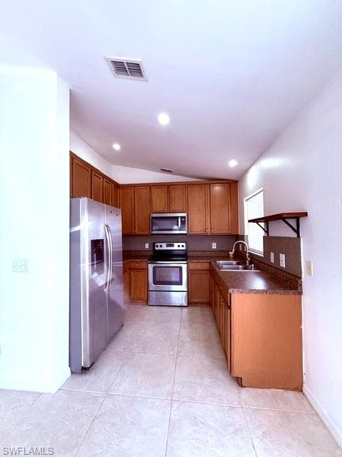 3586 Seagrape AVE-6