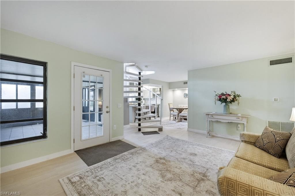 16001 Amberwood Lake CT 1-4