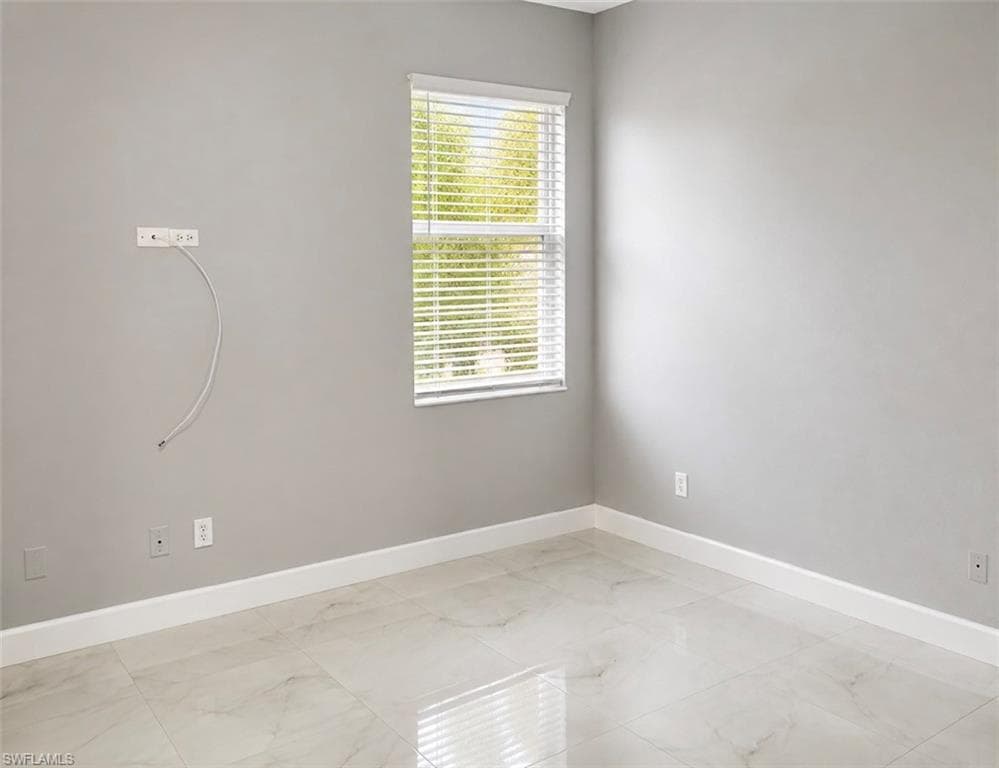9561 Blue Stone CIR-3