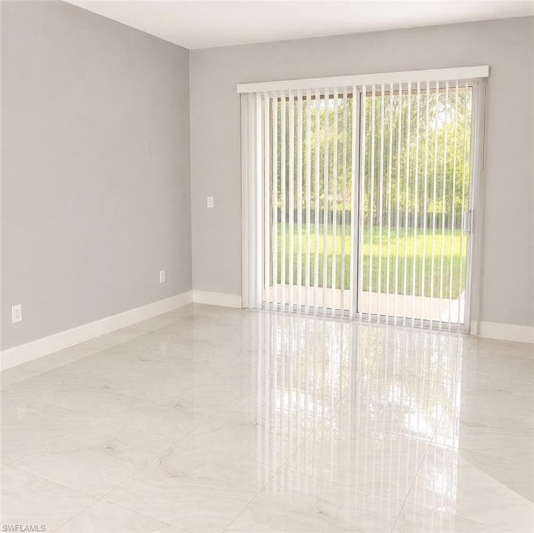 9561 Blue Stone CIR-4