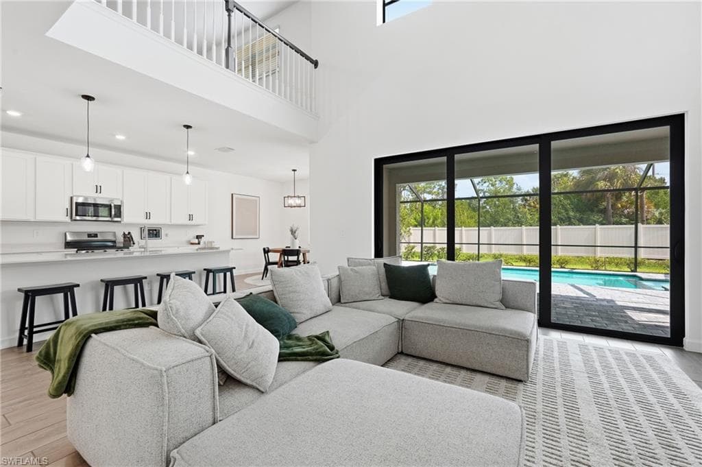 10816 Sequoia Woods LOOP-8