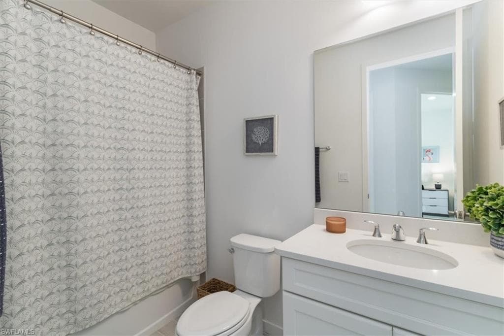 13021 Pembroke DR-22