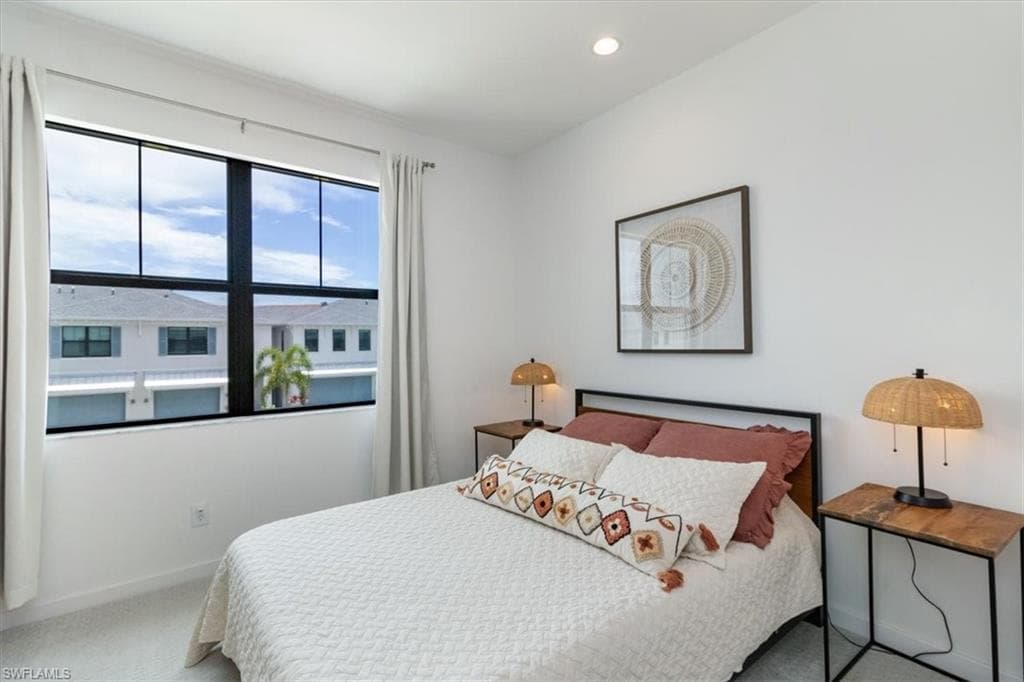 13021 Pembroke DR-19