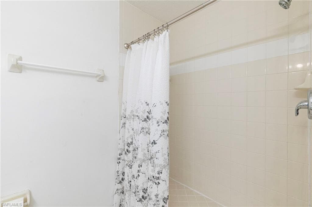 12340 Notting Hill LN 23-17