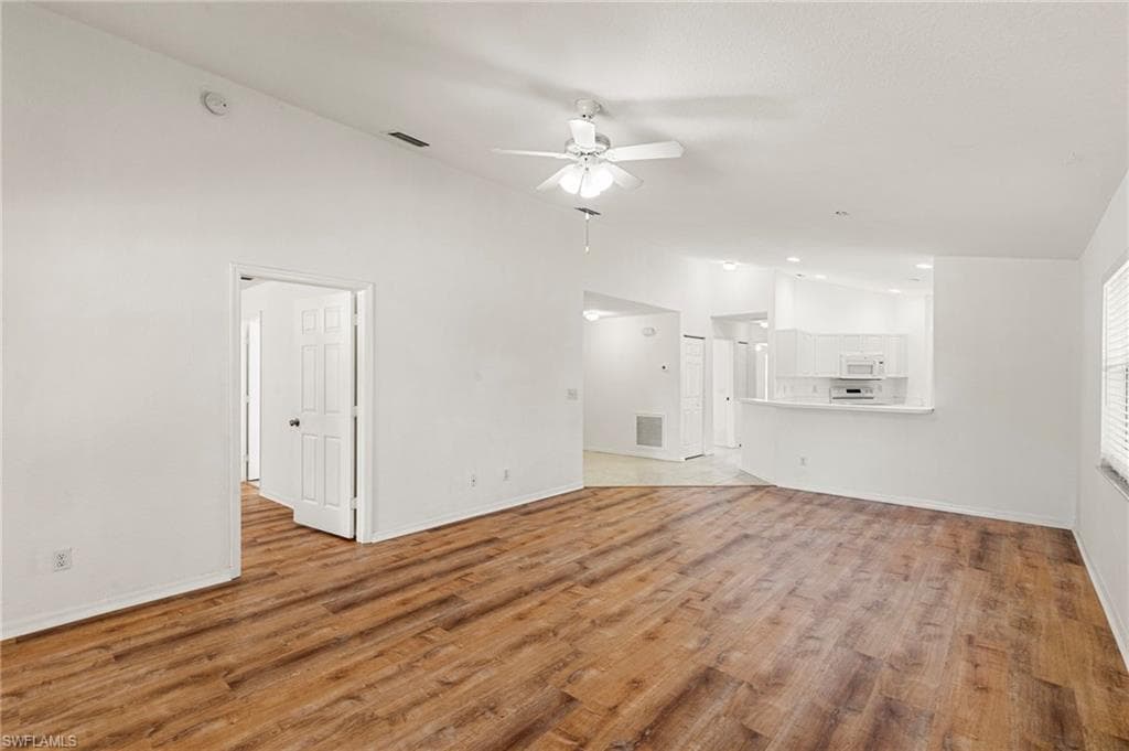 12340 Notting Hill LN 23-5