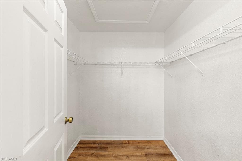 12340 Notting Hill LN 23-18