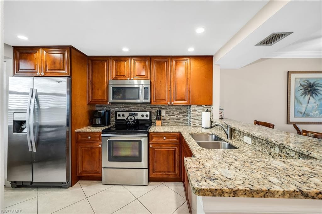 440 Seaview CT 1201-10