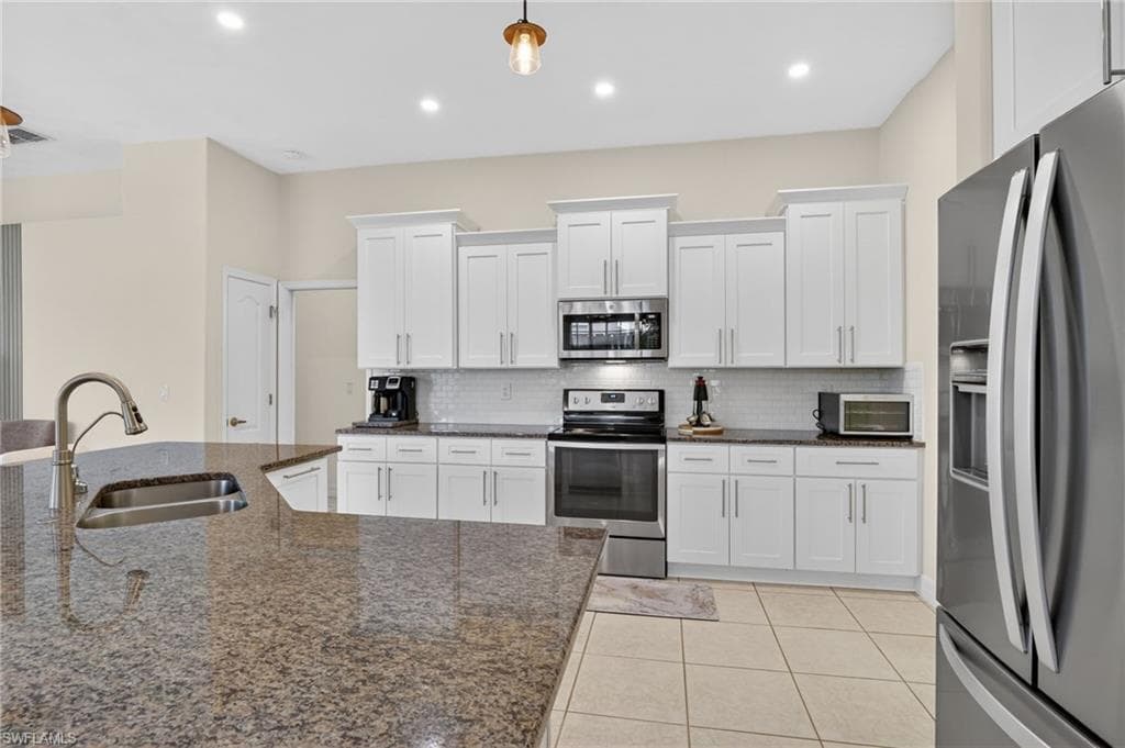 6817 Eagle ST-17