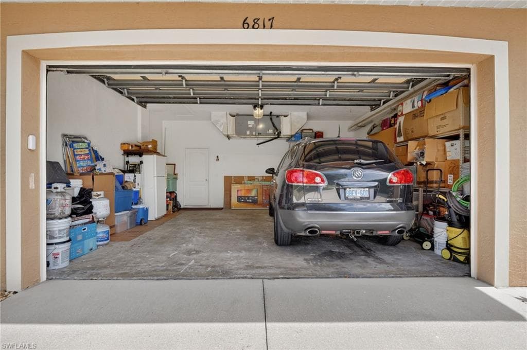 6817 Eagle ST-39
