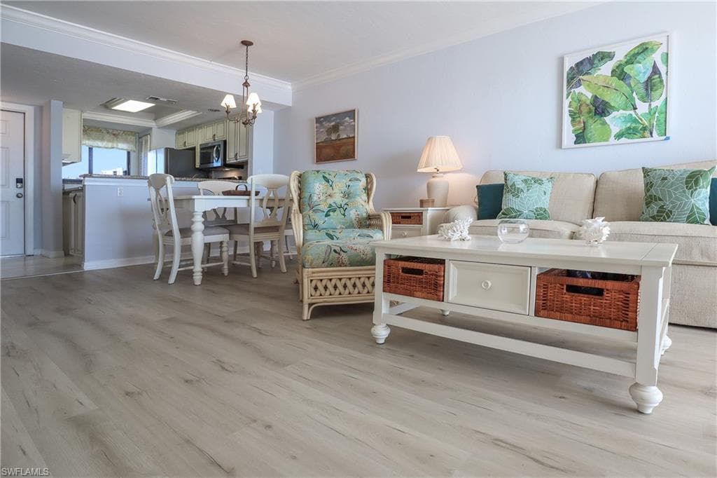 8350 Estero BLVD 423-11