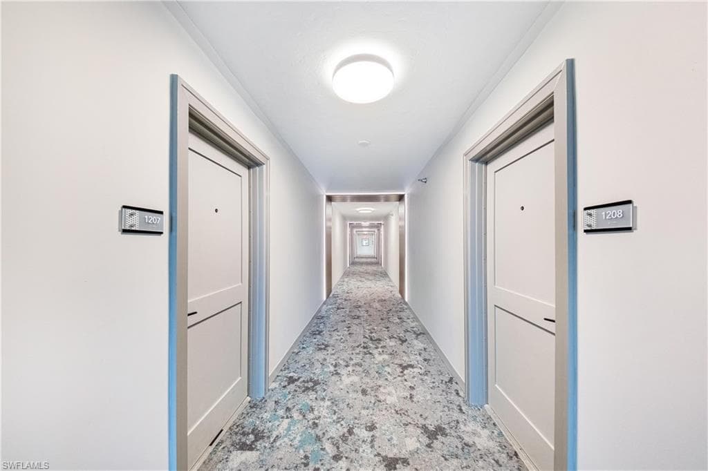 320 Seaview CT 1207-32