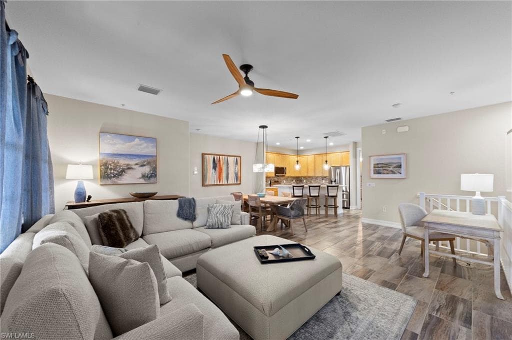 9076 Rialto ST 6204-5