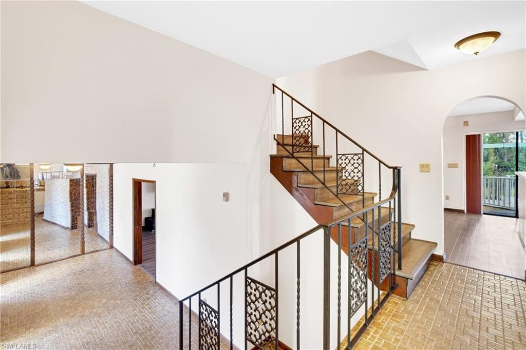 13630 Brynwood LN-13