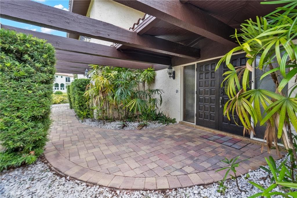 13630 Brynwood LN-11