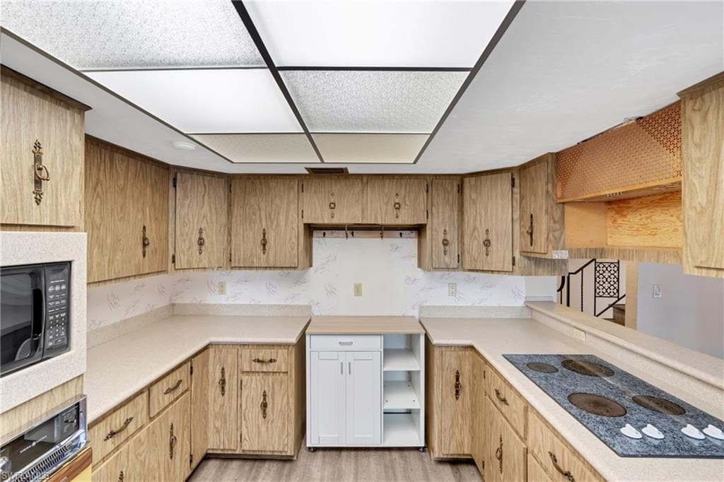 13630 Brynwood LN-19