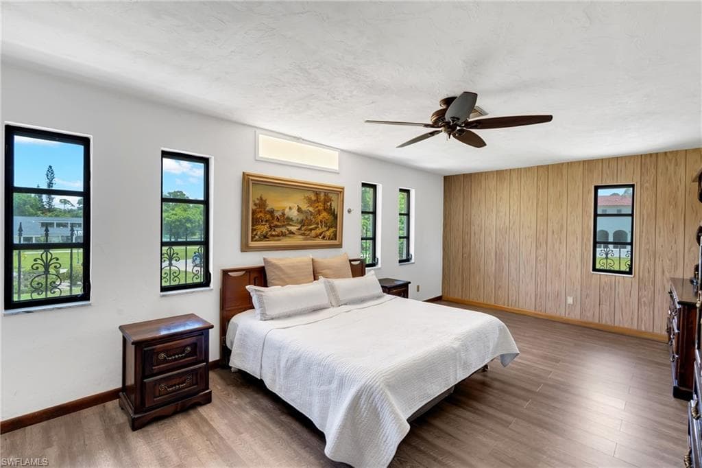 13630 Brynwood LN-29