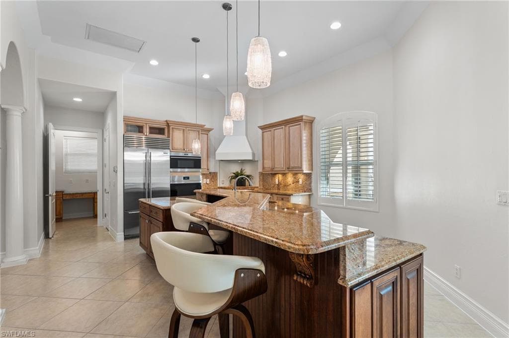 15600 Catalpa Cove DR-21