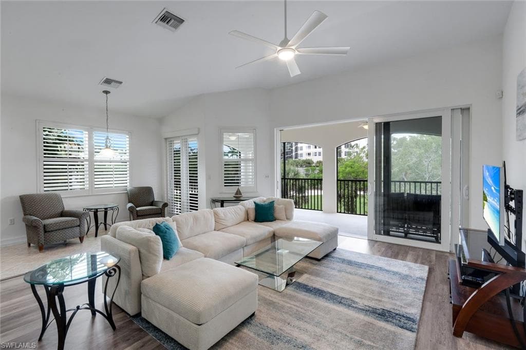 1277 RIALTO WAY 201-5