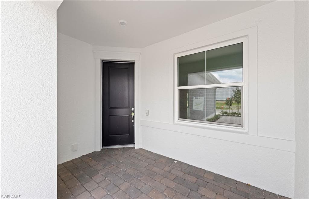 12441 Dolomite WAY-7