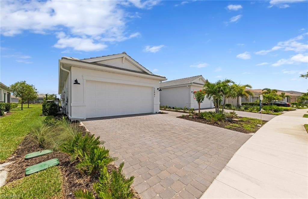 12441 Dolomite WAY-1