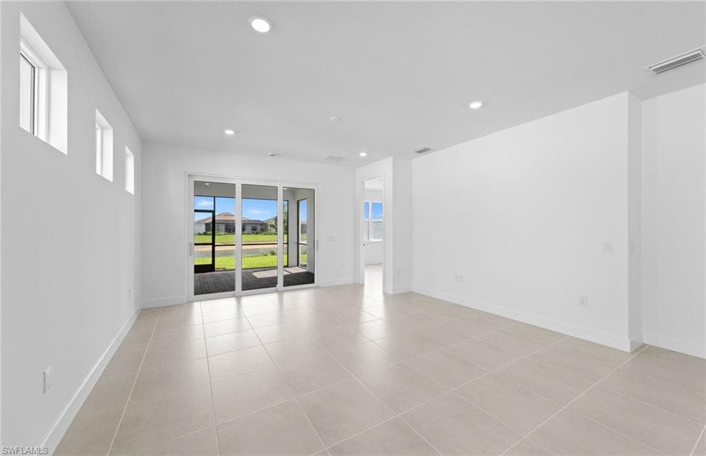 12441 Dolomite WAY-14