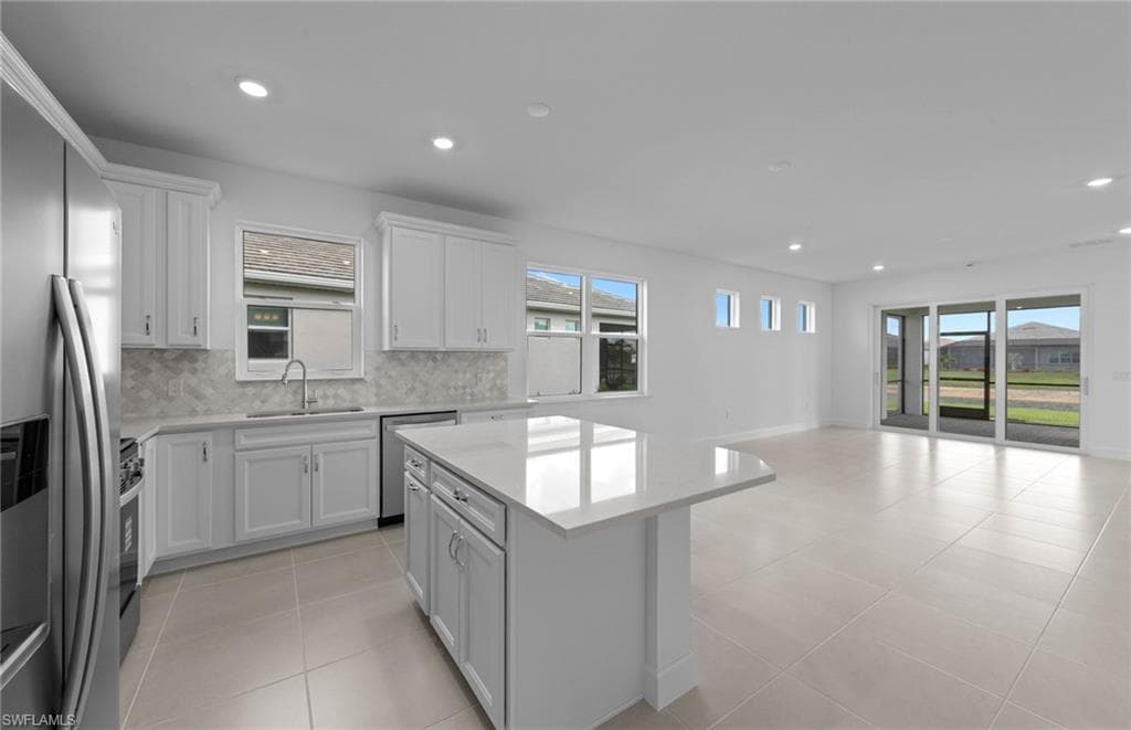12441 Dolomite WAY-8