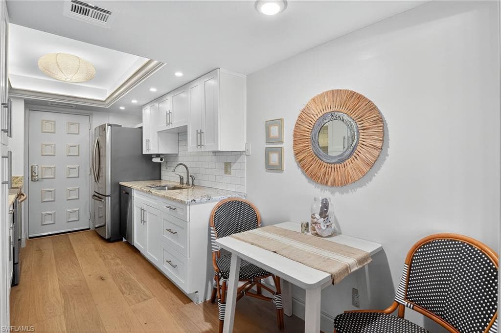 2400 Gulf Shore BLVD N 603-12