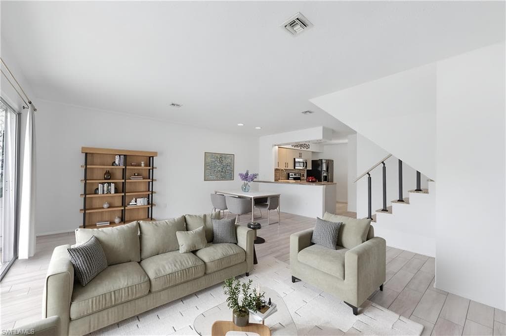 25500 Cockleshell DR 503-3