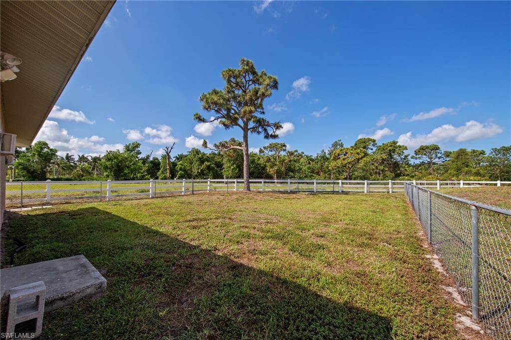 13541 Stringfellow RD-36