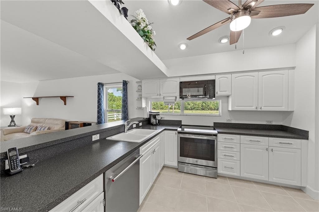13541 Stringfellow RD-9