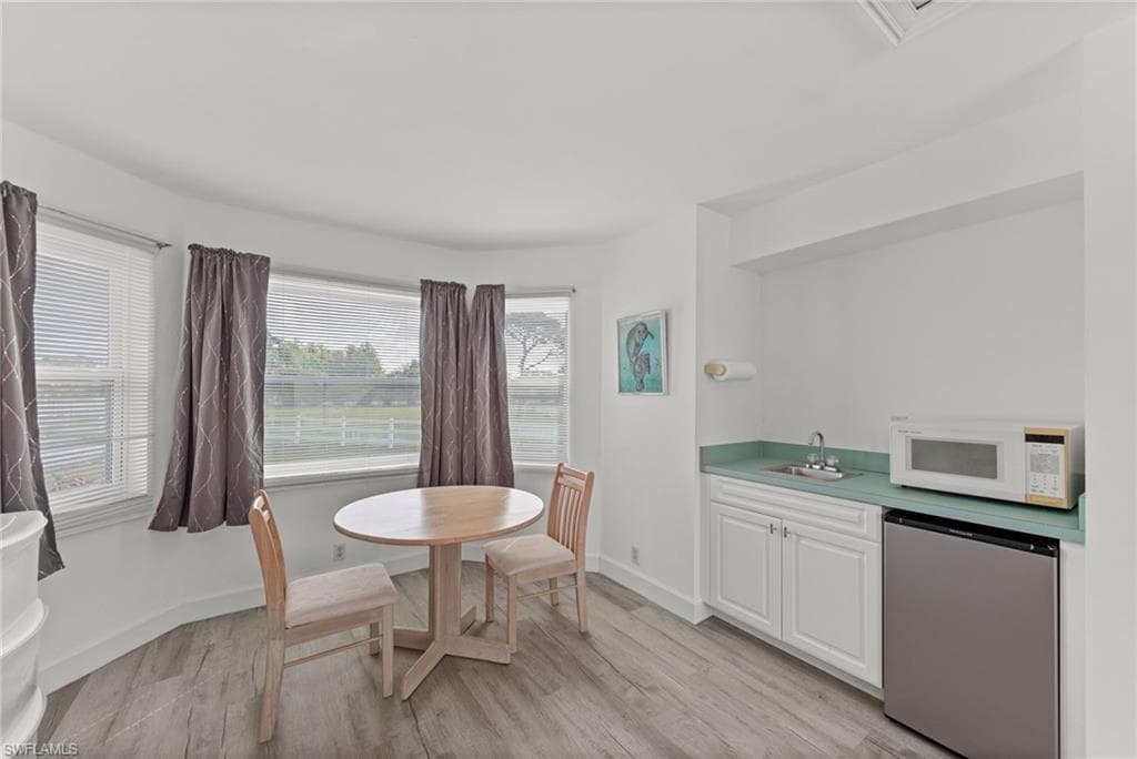 13541 Stringfellow RD-25