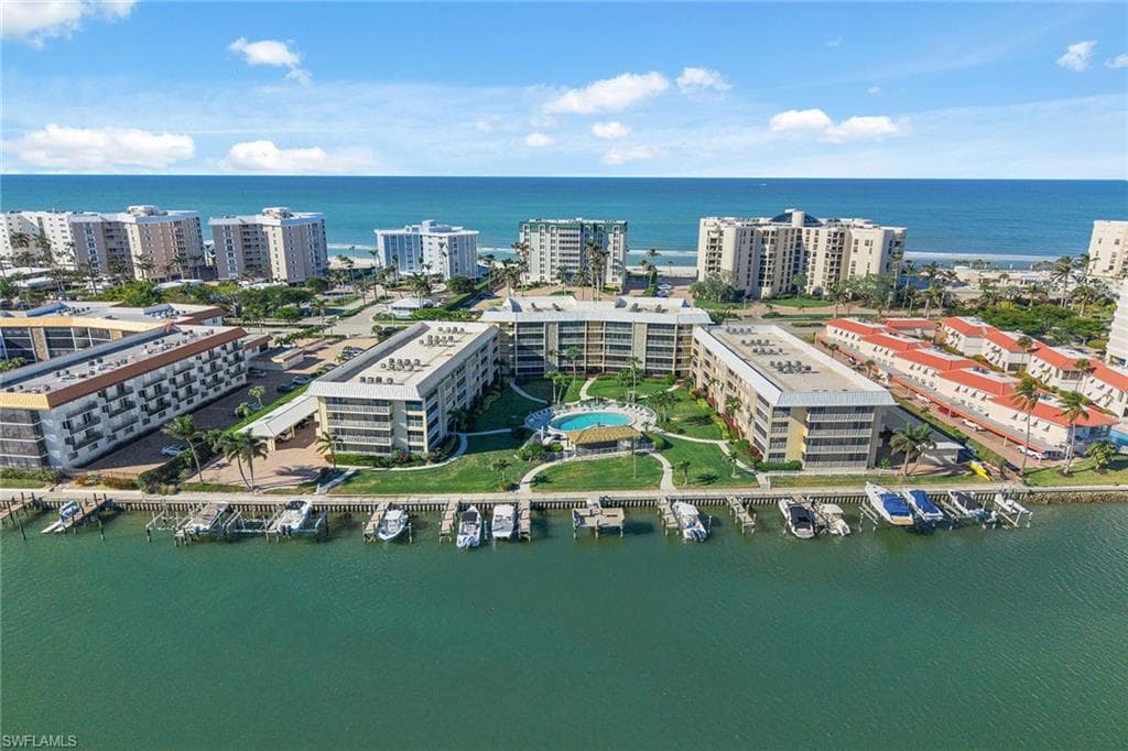 3000 Gulf Shore BLVD N 101-27
