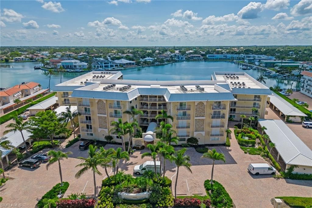 3000 Gulf Shore BLVD N 101-2