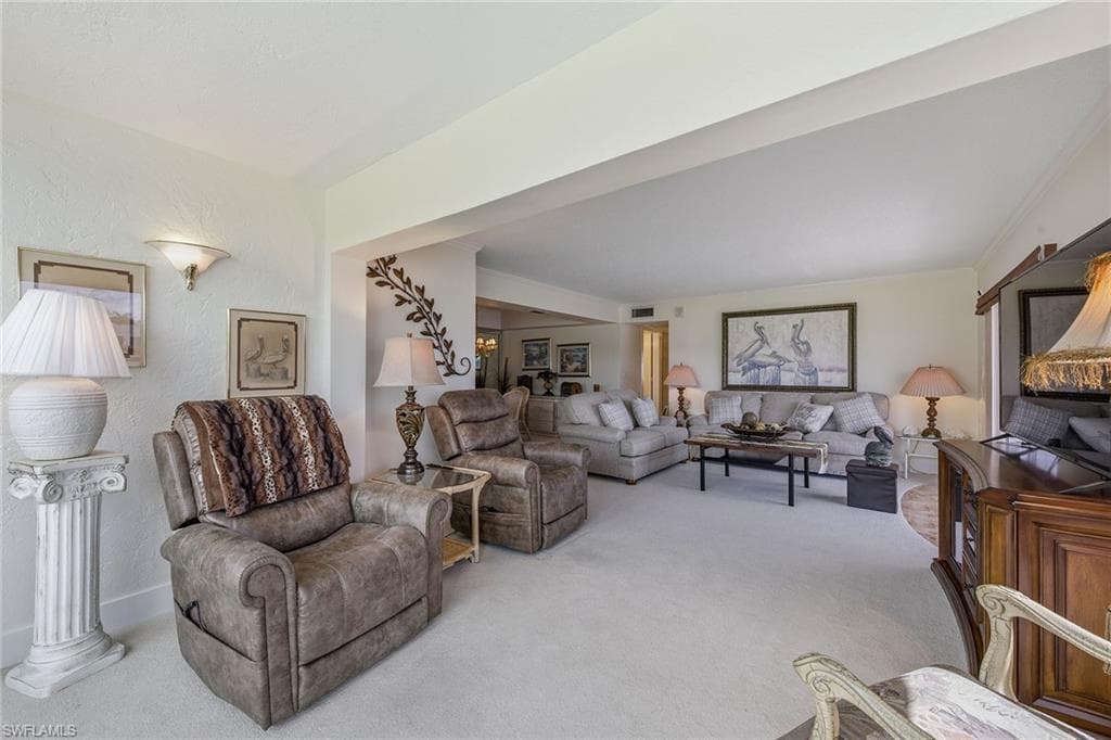 3000 Gulf Shore BLVD N 101-11