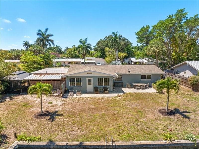 1229 Carlene AVE S-13