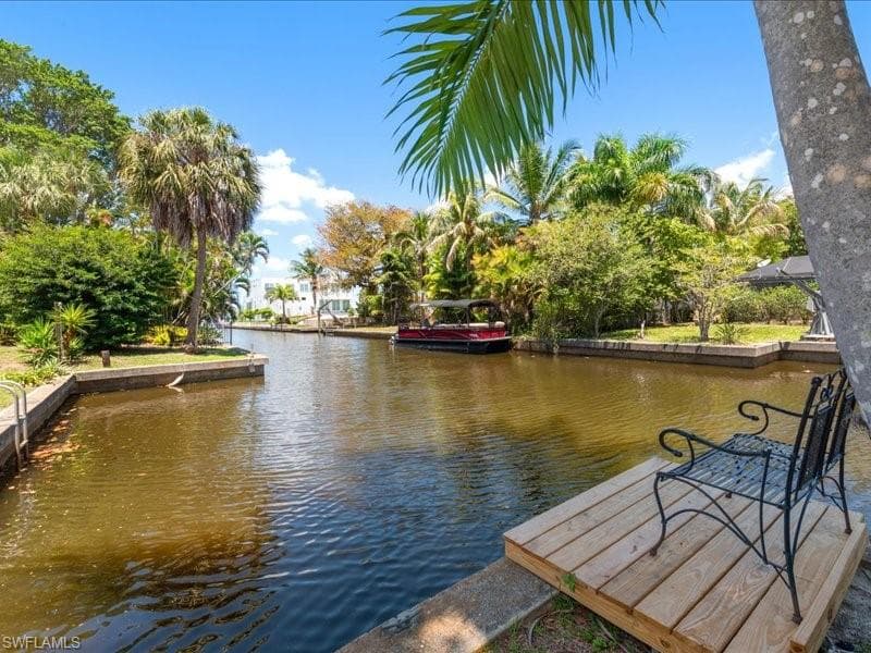 1229 Carlene AVE S-11