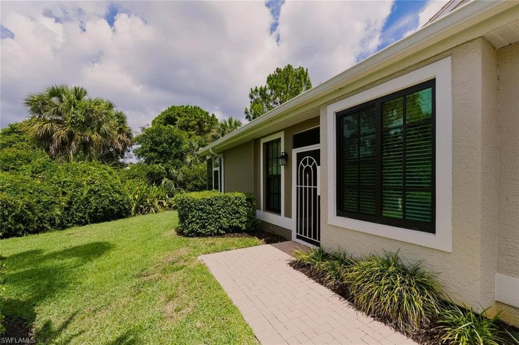 7685 Meadow Lakes DR 1301-3