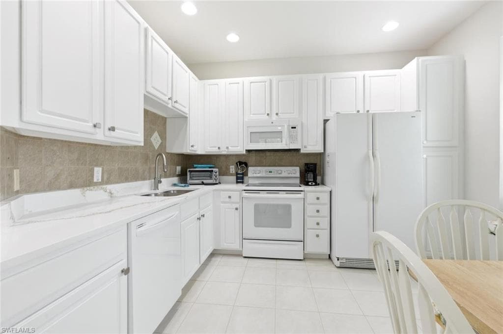 7685 Meadow Lakes DR 1301-9