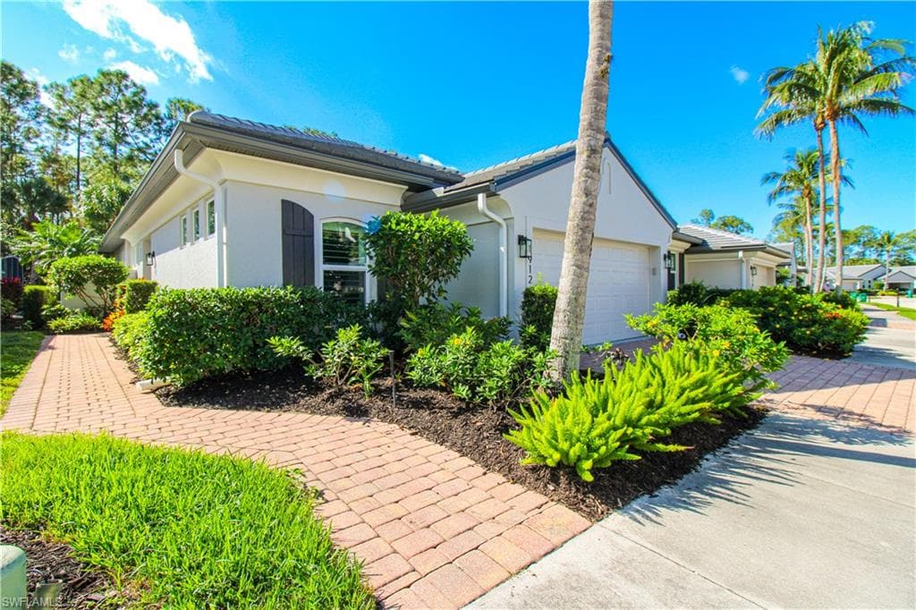 1912 Tarpon Bay DR N-1