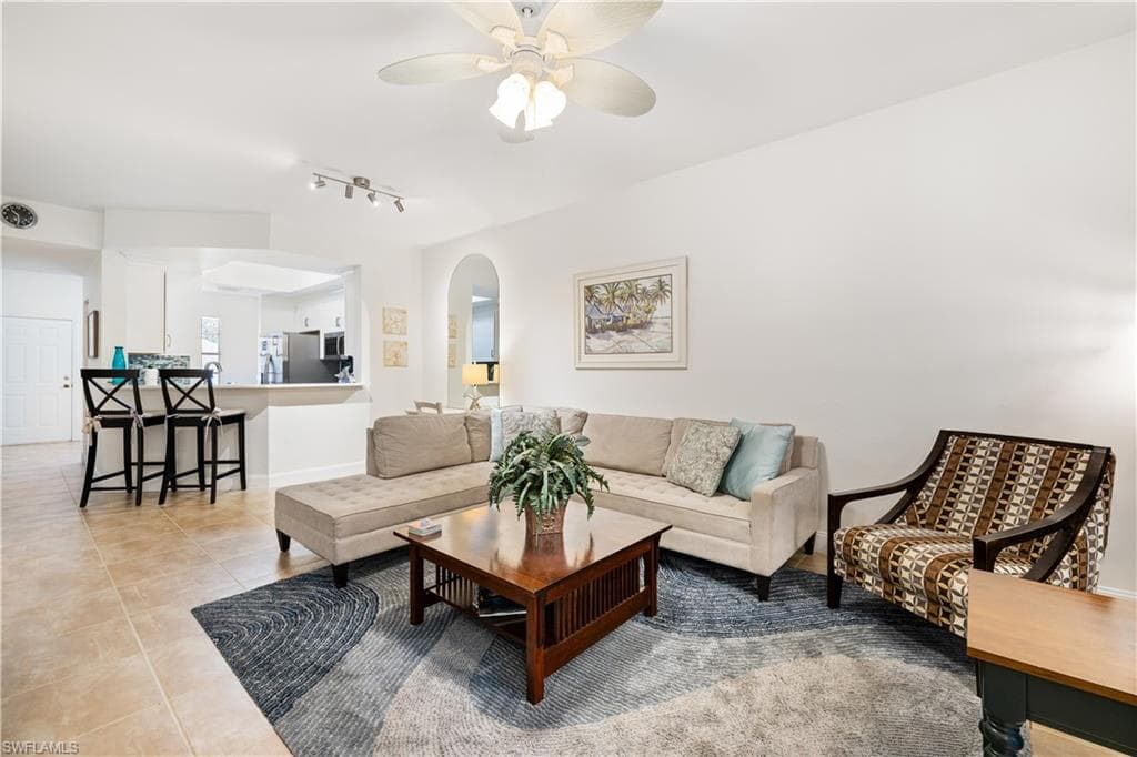 757 Wiggins Lake DR 106-10