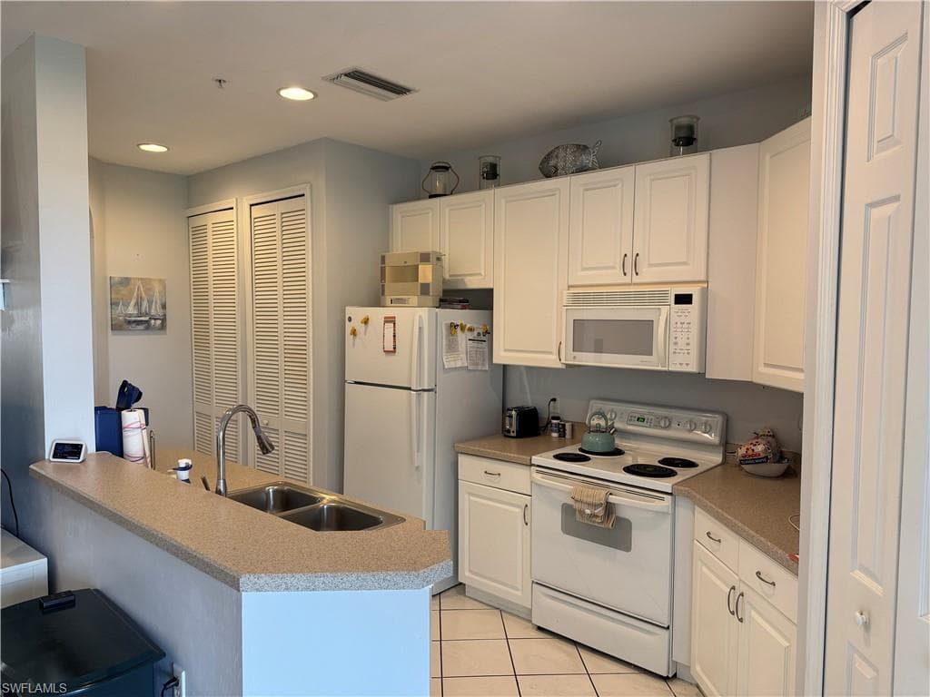 1420 Sweetwater CV 102-8