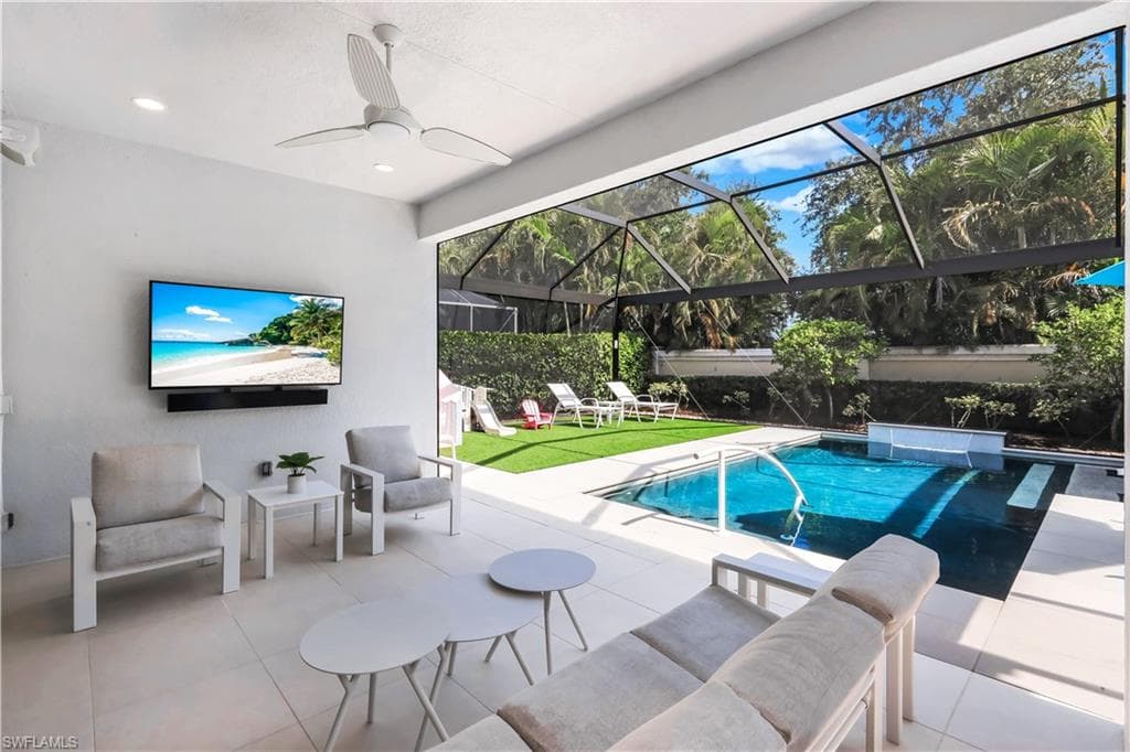 13836 Luna DR-1