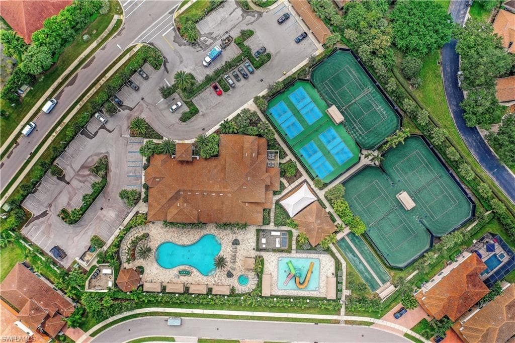 13836 Luna DR-37