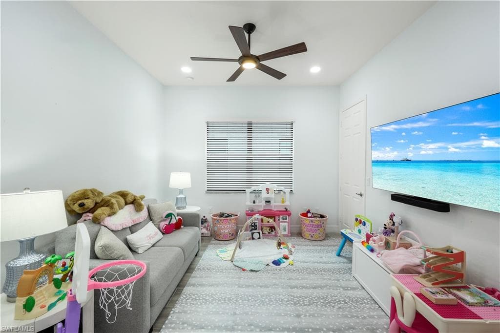 13836 Luna DR-21