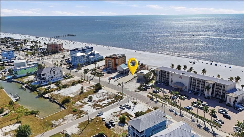 716 Estero BLVD-2